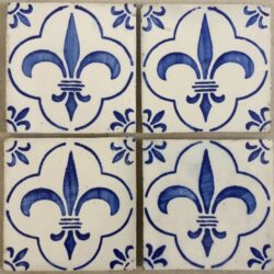 4 CARREAUX DESVRES ANCIENS FLEUR DE LYS